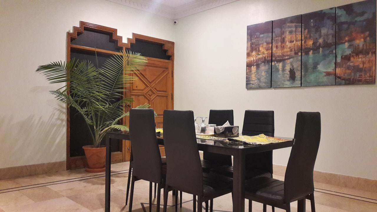 赛温7号酒店 卡拉奇 外观 照片